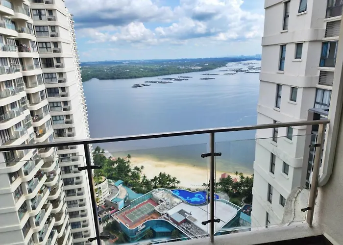 Danga Bay -- Seaglance Horizon - 3Br3B - 7Pax By Cowidea
