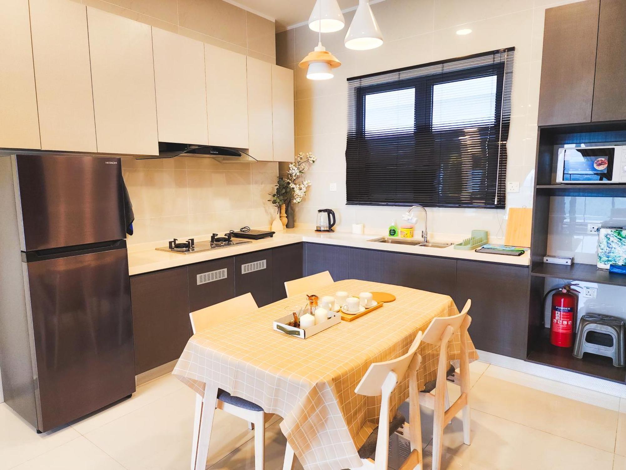 Apartment Danga Bay -- Seaglance Horizon - 3br3b - 7pax By Cowidea *
